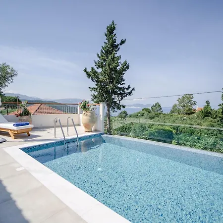 Villa Pithari Stone Villa *