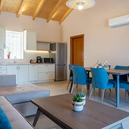 Villa Pithari Stone Villa Khalikeri